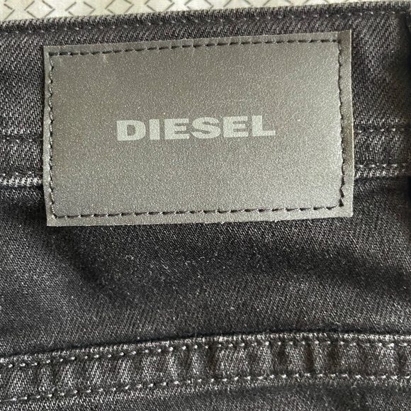 Diesel Thommer Men's Slim Jeans W30 x L31* RM034 (Black) New with tags - Picture 13 of 16